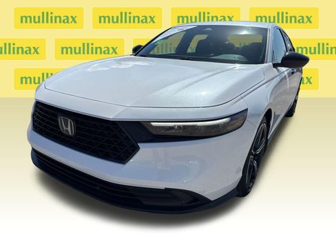 Used 2023 Honda Accord Sport image 10