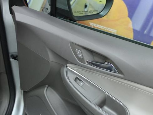 Used 2016 Chevrolet Cruze Premier w/ Premier True North Edition FWD image 11