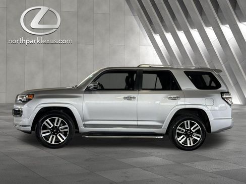 Used 2024 Toyota 4Runner Limited AWD/4WD image 1