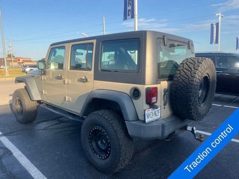 Used 2018 Jeep Wrangler Unlimited Sport AWD/4WD image 7