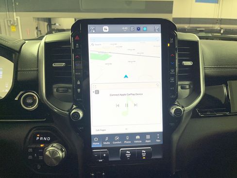 Used 2025 RAM 1500 Laramie w/ Night Edition image 15