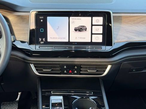 Used 2024 Volkswagen Atlas SE image 15