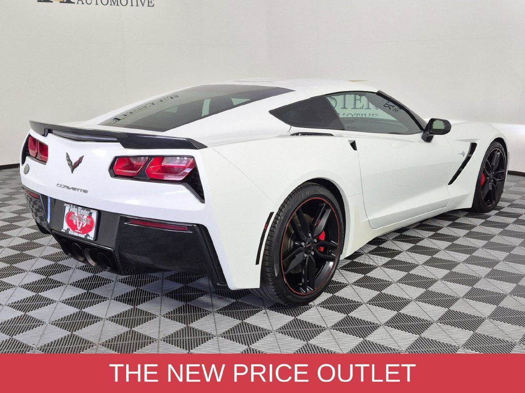 Used 2017 Chevrolet Corvette Stingray Coupe w/ 2LT Preferred Equipment Group RWD image 4