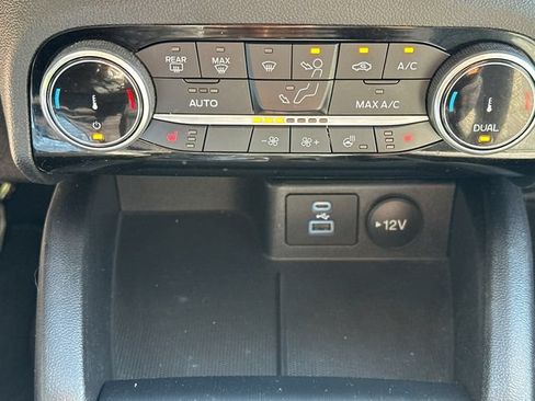 Used 2022 Ford Escape SE w/ Convenience Package AWD/4WD image 30