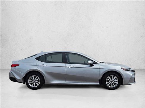 Used 2025 Toyota Camry LE w/ Convenience Package AWD/4WD image 4