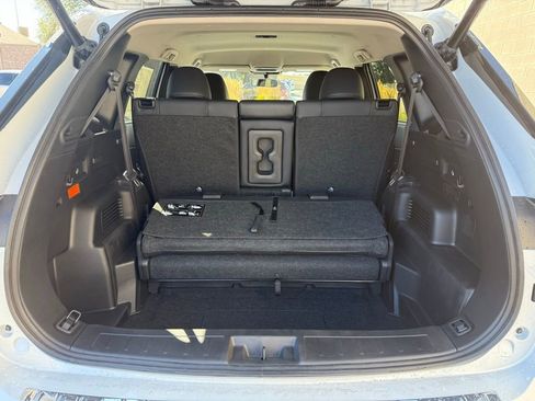 New 2025 Mitsubishi Outlander SE image 25