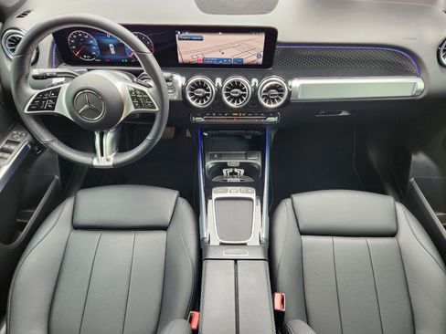 Certified 2025 Mercedes-Benz GLB 250 image 12