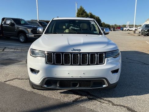 Used 2021 Jeep Grand Cherokee Limited w/ Luxury Group II image 2