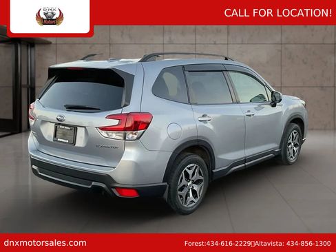 Used 2021 Subaru Forester Premium image 5