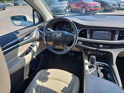 Used 2018 Buick Enclave Premium FWD image 28