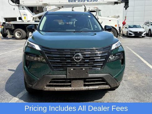 Certified 2026 Nissan Rogue Dark Armor AWD/4WD image 4