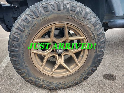 Used 2014 Jeep Wrangler Unlimited Sport w/ Quick Order Package 23S AWD/4WD image 4