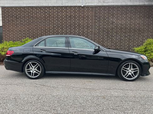 Used 2016 Mercedes-Benz E 350 4MATIC Sedan image 26