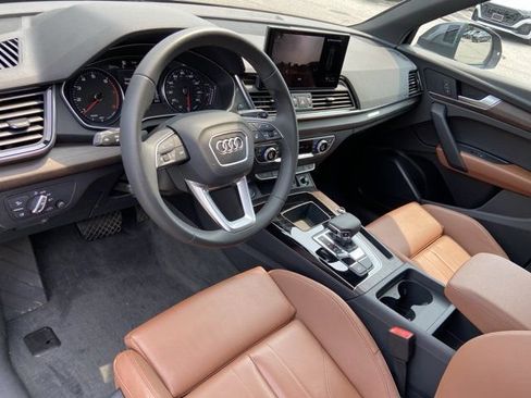 Used 2023 Audi Q5 2.0T Premium w/ Convenience Package AWD/4WD image 24