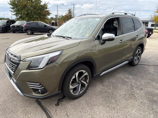 Used 2024 Subaru Forester Touring w/ POP Package 3 AWD/4WD image 9