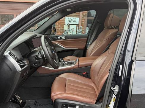 Used 2019 BMW X5 xDrive50i w/ M Sport Package AWD/4WD image 33