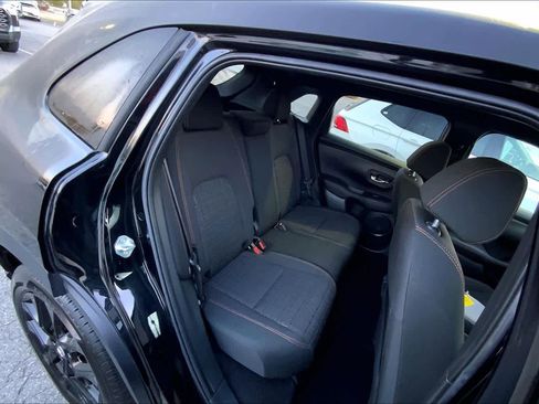 Used 2025 Honda HR-V Sport image 19