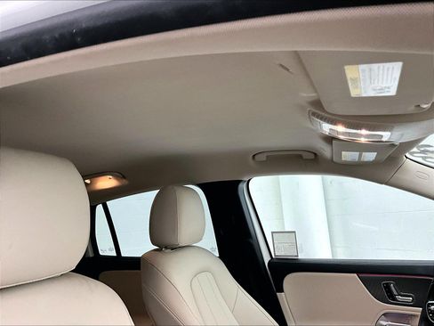 Certified 2023 Mercedes-Benz GLA 250 image 28