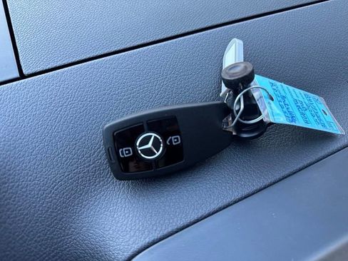 Used 2024 Mercedes-Benz Sprinter 3500 image 25