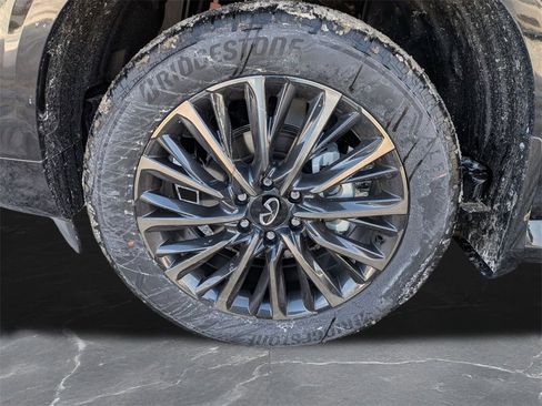 New 2026 INFINITI QX80 Autograph w/ Premium Cargo Package image 34