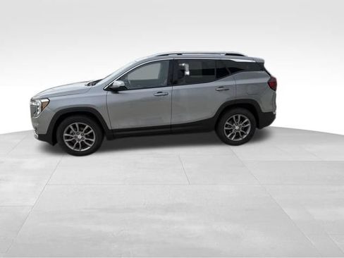 Used 2023 GMC Terrain SLT w/ Infotainment Package II AWD/4WD image 2