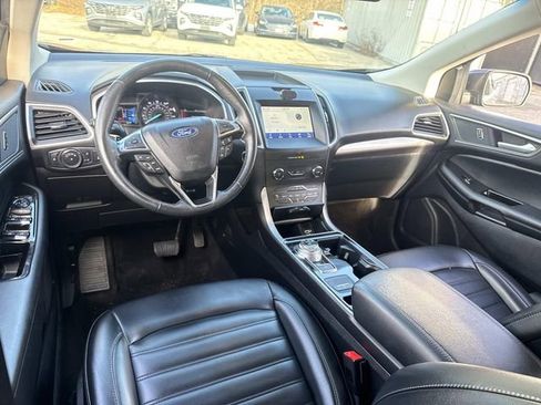 Used 2020 Ford Edge SEL w/ Convenience Package image 17