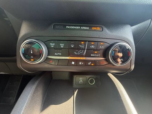 Used 2023 Ford Escape ST-Line AWD/4WD image 30