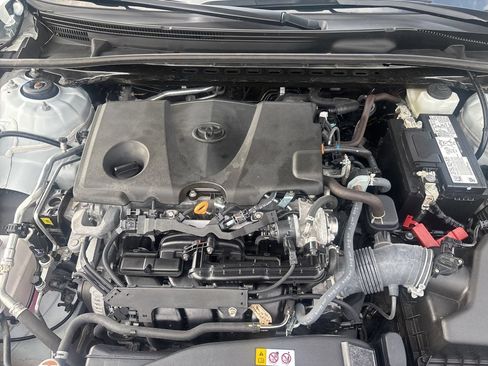 Used 2024 Toyota Camry SE FWD image 25