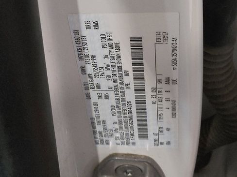 Used 2021 Ford Escape SE w/ SE Sport Appearance Package image 33