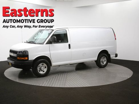 Used 2021 Chevrolet Express 2500 w/ Driver Convenience Package RWD image 54