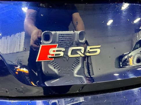 Used 2020 Audi SQ5 Premium Plus w/ Premium Plus Package image 9