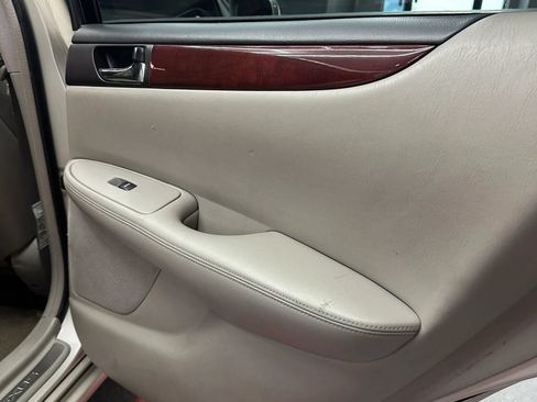 Used 2002 Lexus ES 330 FWD image 21