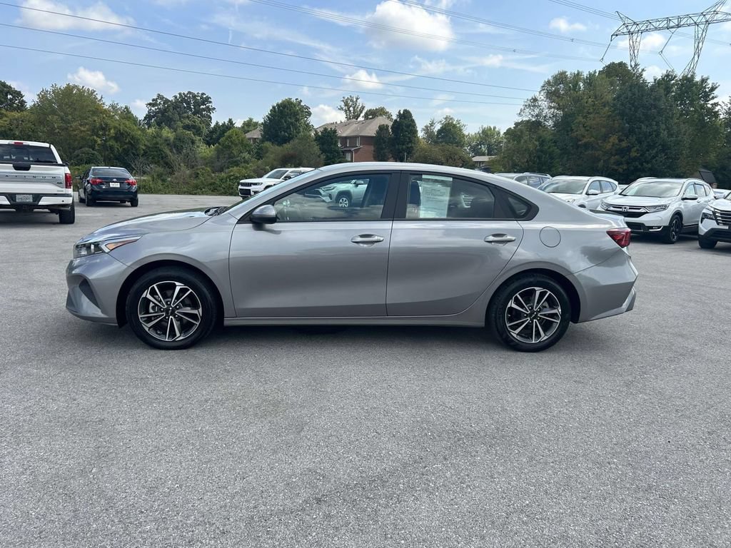 Used 2024 Kia Forte LXS FWD image 4