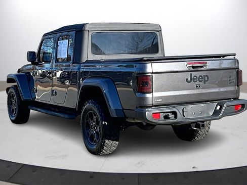 Certified 2023 Jeep Gladiator Willys image 7