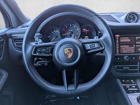 Used 2025 Porsche Macan Turbo image 15