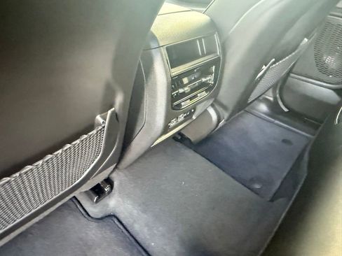 Certified 2025 Jeep Grand Cherokee Limited image 27