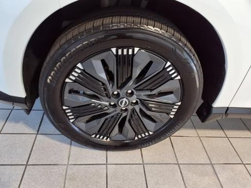 Used 2025 Nissan Murano Platinum w/ Cargo Package AWD/4WD image 5
