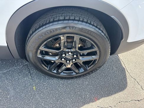 Used 2024 Chevrolet Blazer LT w/ LPO, Floor Liner Package FWD image 21