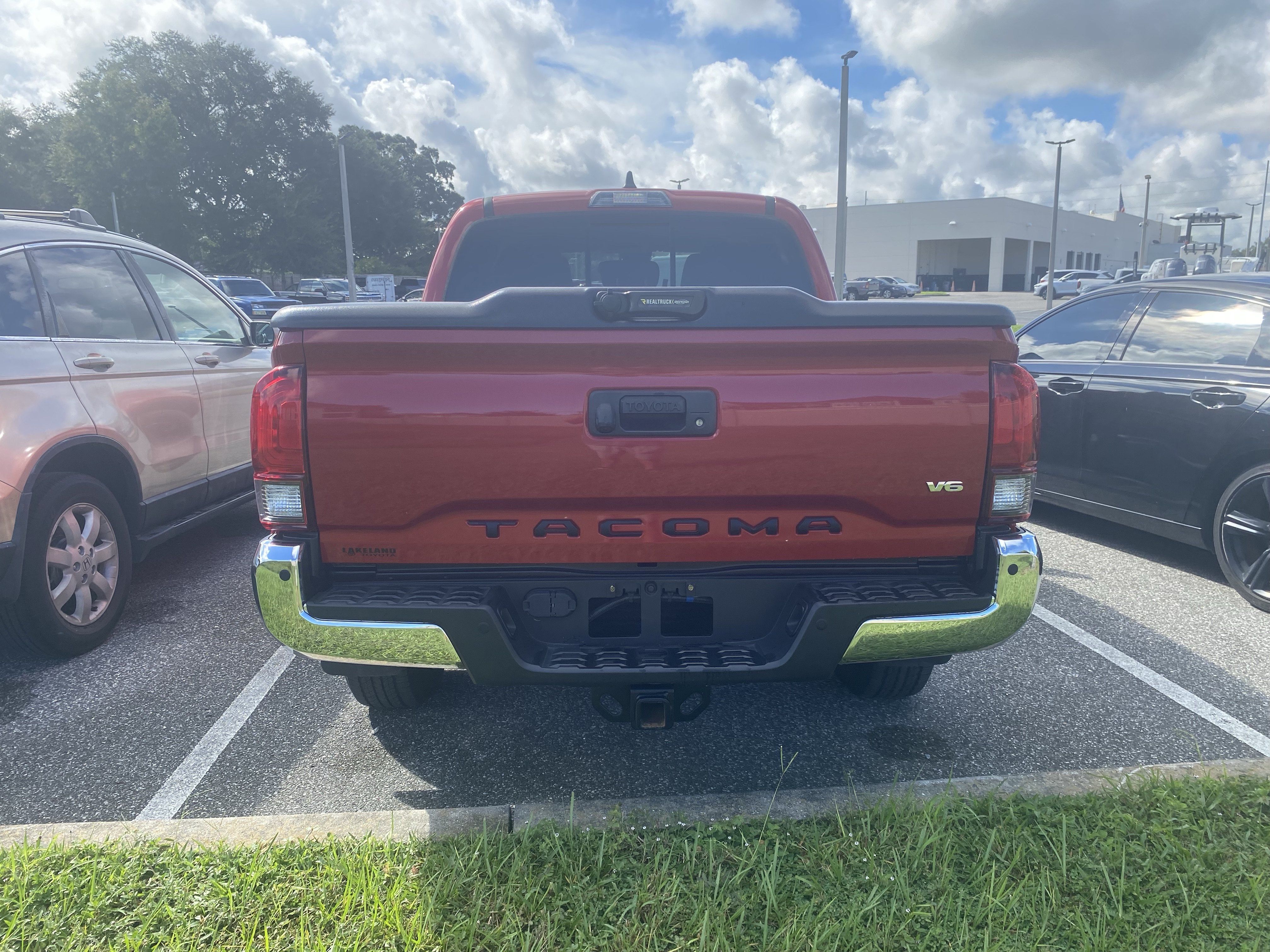 Used 2023 Toyota Tacoma SR5 RWD image 19