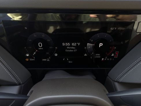 New 2026 GMC Yukon Elevation image 2