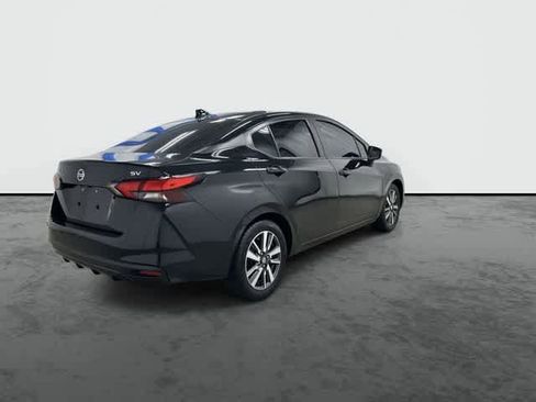 Used 2021 Nissan Versa SV FWD image 3