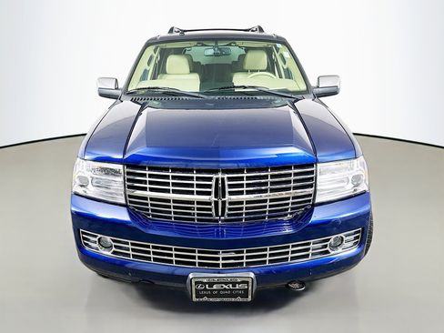 Used 2008 Lincoln Navigator 4WD image 2