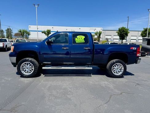 Used 2012 GMC Sierra 2500 SLE w/ SLE Preferred Package AWD/4WD image 7
