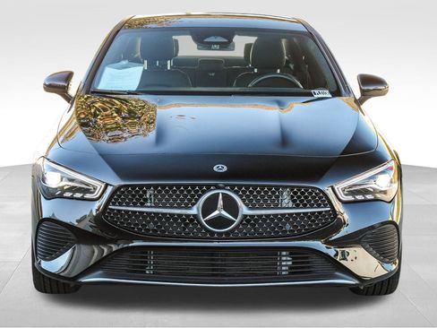 Used 2025 Mercedes-Benz CLA 250 4MATIC image 2