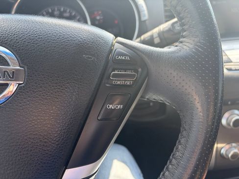 Used 2011 Nissan Murano LE w/ Navigation Pkg AWD/4WD image 16