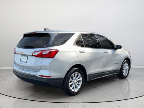 Used 2019 Chevrolet Equinox LS w/ LPO, Floor Liner Package FWD image 7