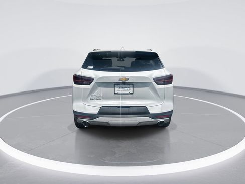 Used 2024 Chevrolet Blazer LT FWD image 7