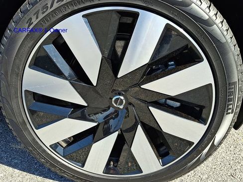 Certified 2024 Volvo XC90 T8 Plus w/ Protection Package Premier AWD/4WD image 10