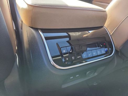 New 2026 INFINITI QX80 Luxe w/ Cargo Package image 17