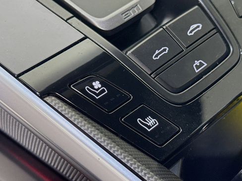 Certified 2022 Porsche 911 Turbo S image 21